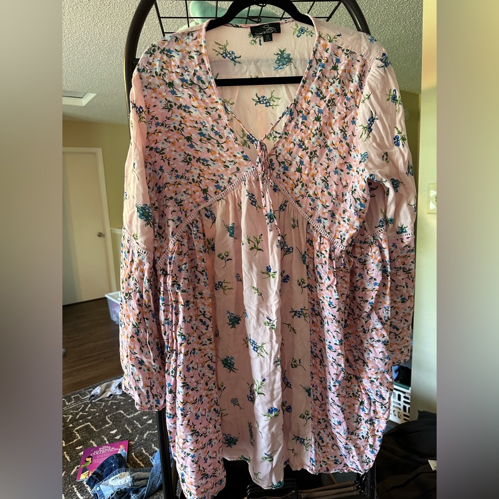 Flower blouse - Picture 2 of 3